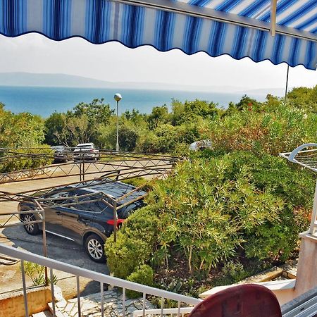 Cosy Studio With A Terrace And A Sea View Равни Экстерьер фото